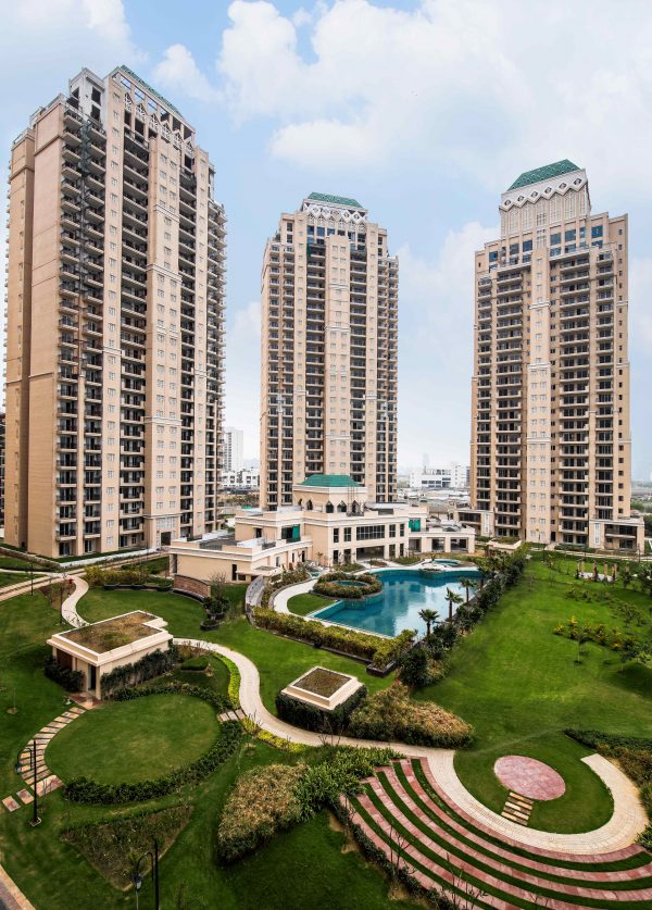Landscaped central greens, walking tracks and pool complex at ATS Tourmaline